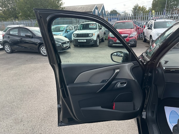 Used Citroen C4 Picasso 2013 for sale - 76119328: Photo 59