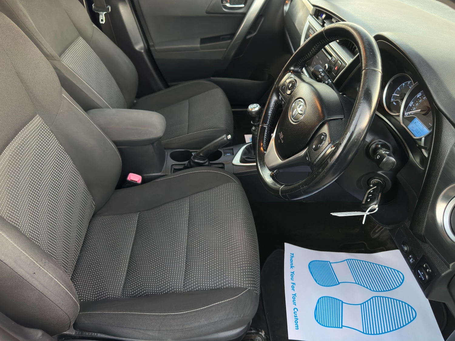 Used Toyota Auris 2013 for sale - 76603568: Photo 25