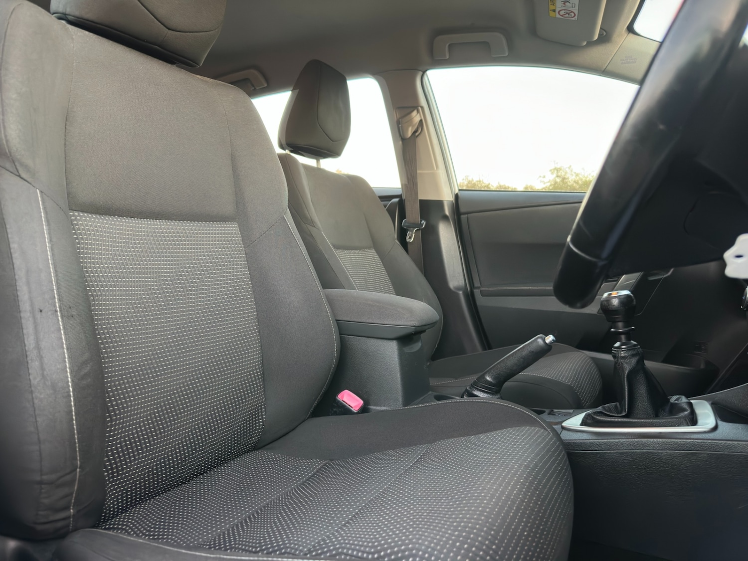 Used Toyota Auris 2013 for sale - 76603568: Photo 27