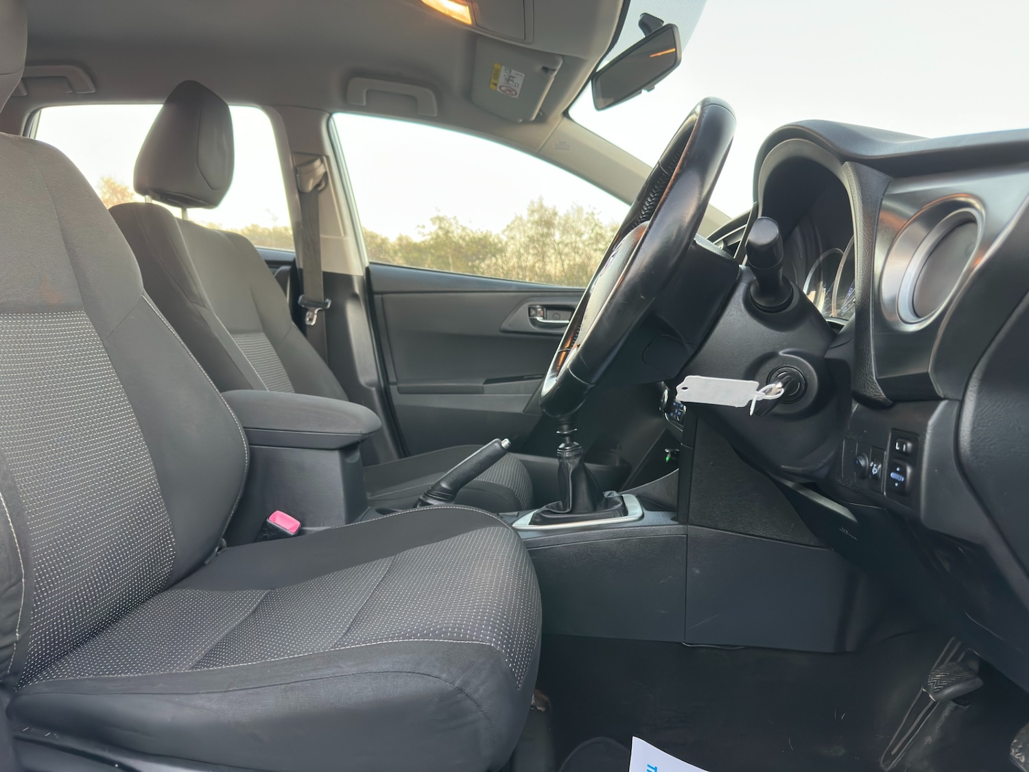 Used Toyota Auris 2013 for sale - 76603568: Photo 28