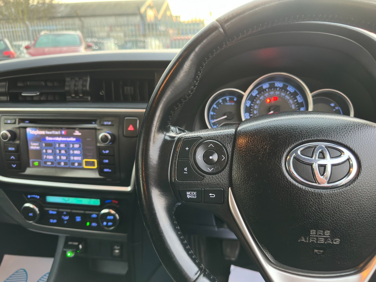 Used Toyota Auris 2013 for sale - 76603568: Photo 33