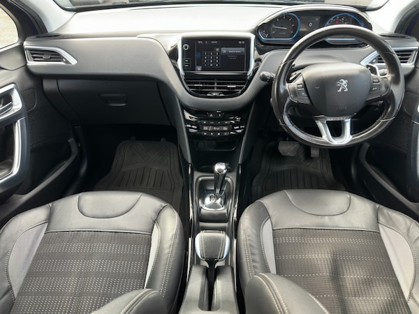 Used Peugeot 2008 2015 for sale - 76340958: Photo 10