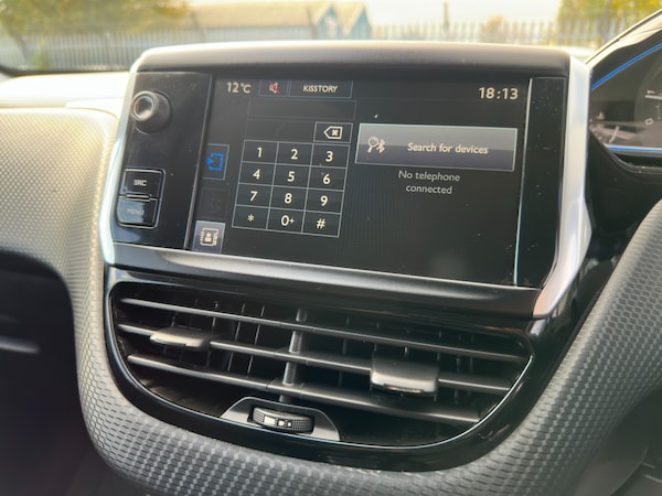 Used Peugeot 2008 2015 for sale - 76340958: Photo 32