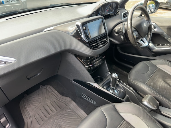 Used Peugeot 2008 2015 for sale - 76340958: Photo 40