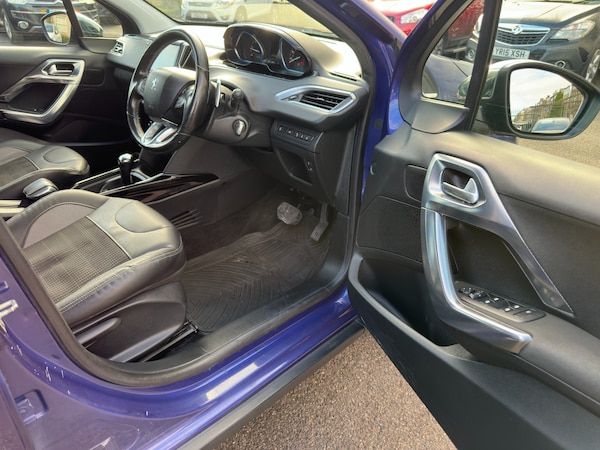Used Peugeot 2008 2015 for sale - 76340958: Photo 6