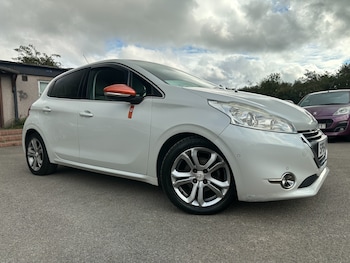 2014 (64) - 1.6 e-HDi Roland Garros 5dr