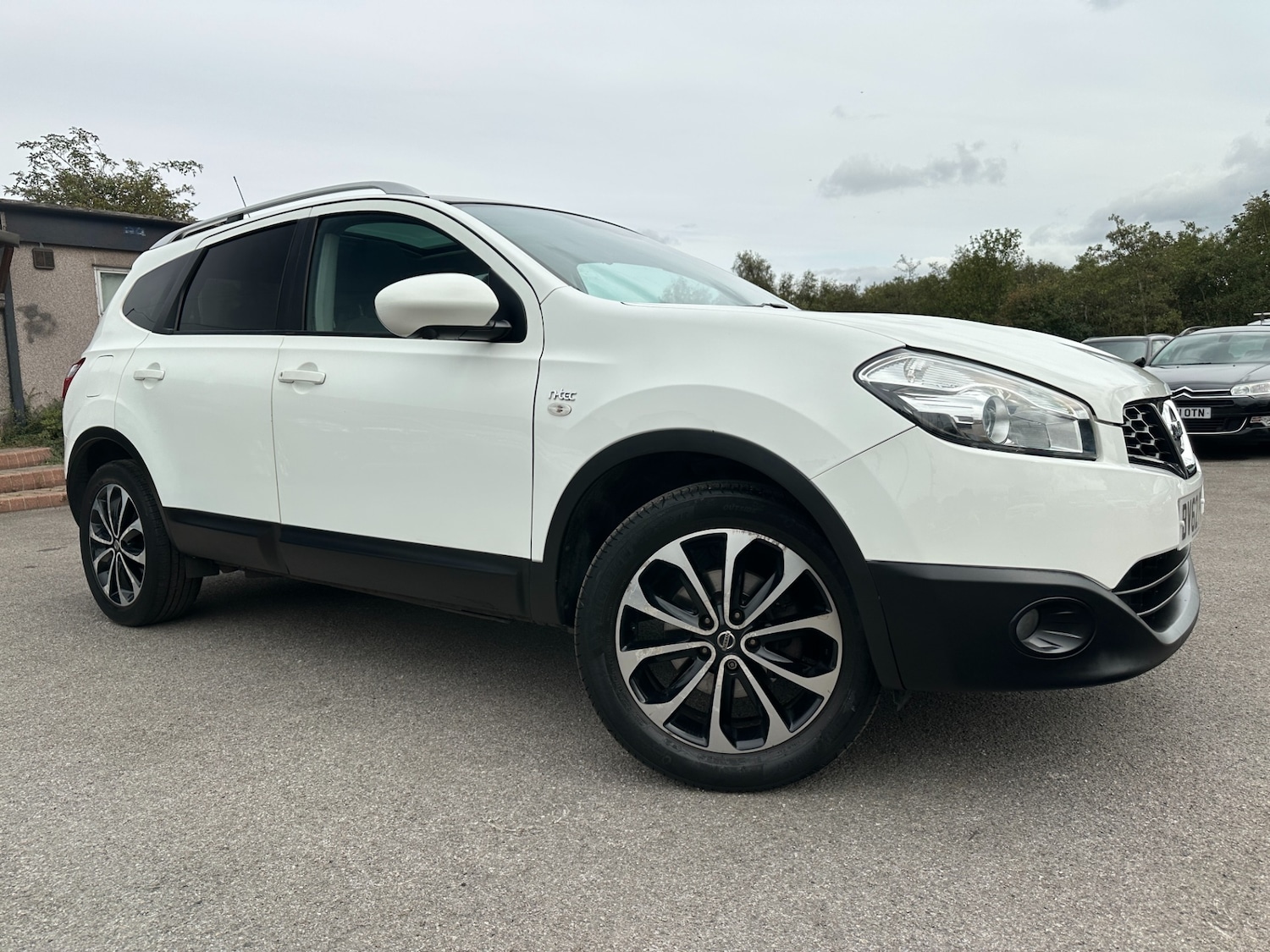 Used Nissan Qashqai+2 2012 for sale - 76382850: Photo 1