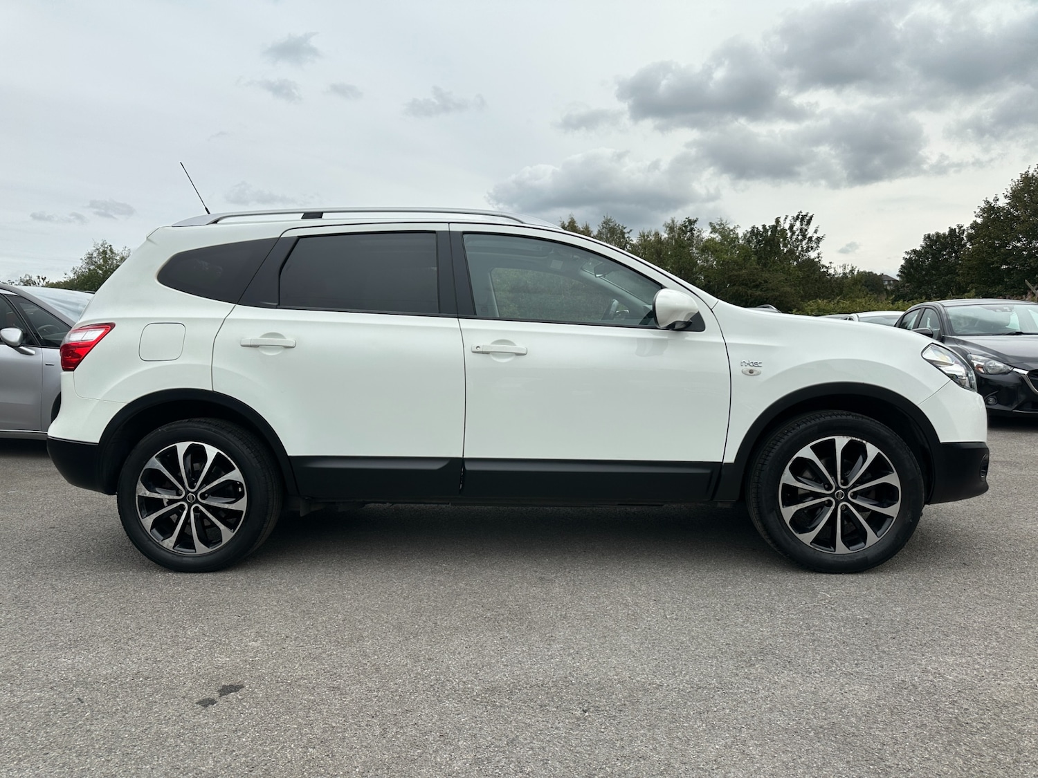 Used Nissan Qashqai+2 2012 for sale - 76382850: Photo 15