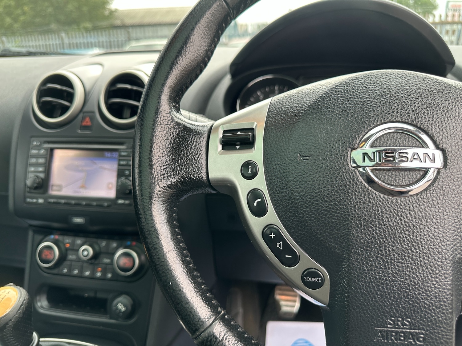 Used Nissan Qashqai+2 2012 for sale - 76382850: Photo 39