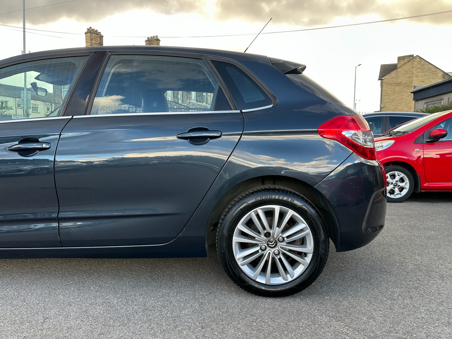 Vehicle 29
