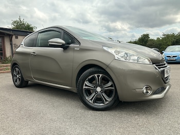 Used Peugeot 208 2013 for sale - 79355314: Photo