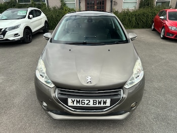 Used Peugeot 208 2013 for sale - 79355314: Photo
