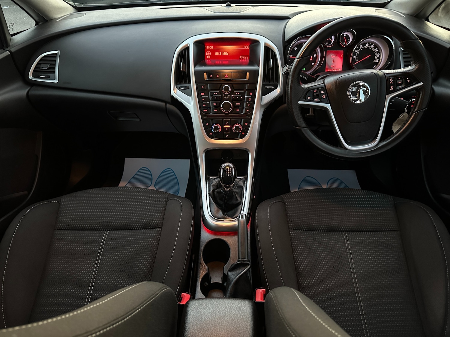 Used Vauxhall Astra 2012 for sale - 76640699: Photo 10