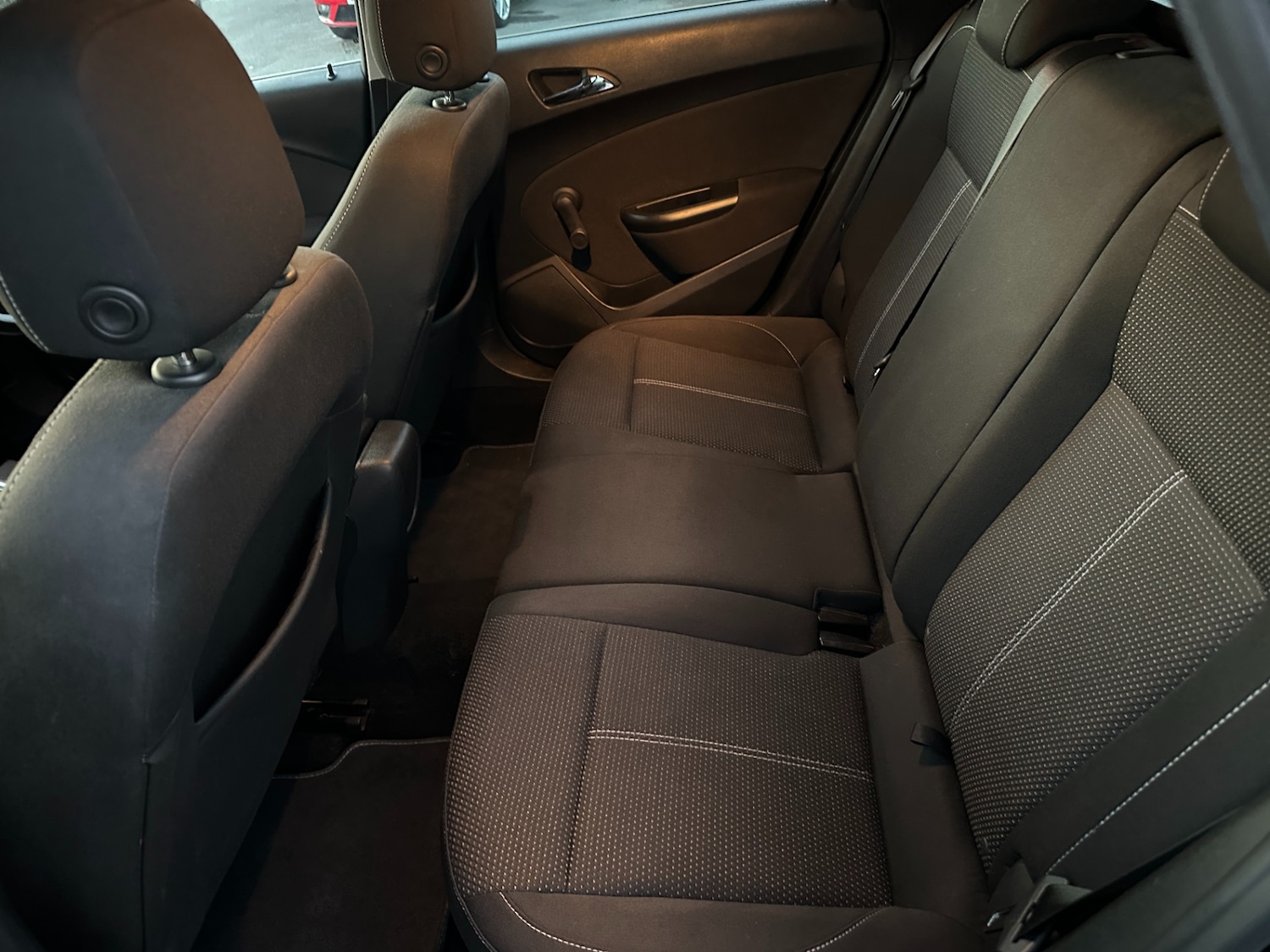 Used Vauxhall Astra 2012 for sale - 76640699: Photo 11