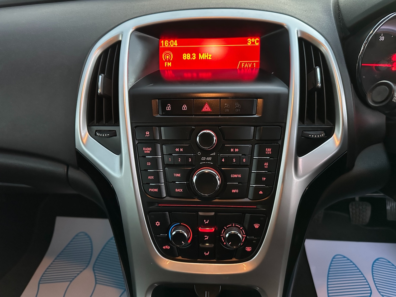 Used Vauxhall Astra 2012 for sale - 76640699: Photo 31