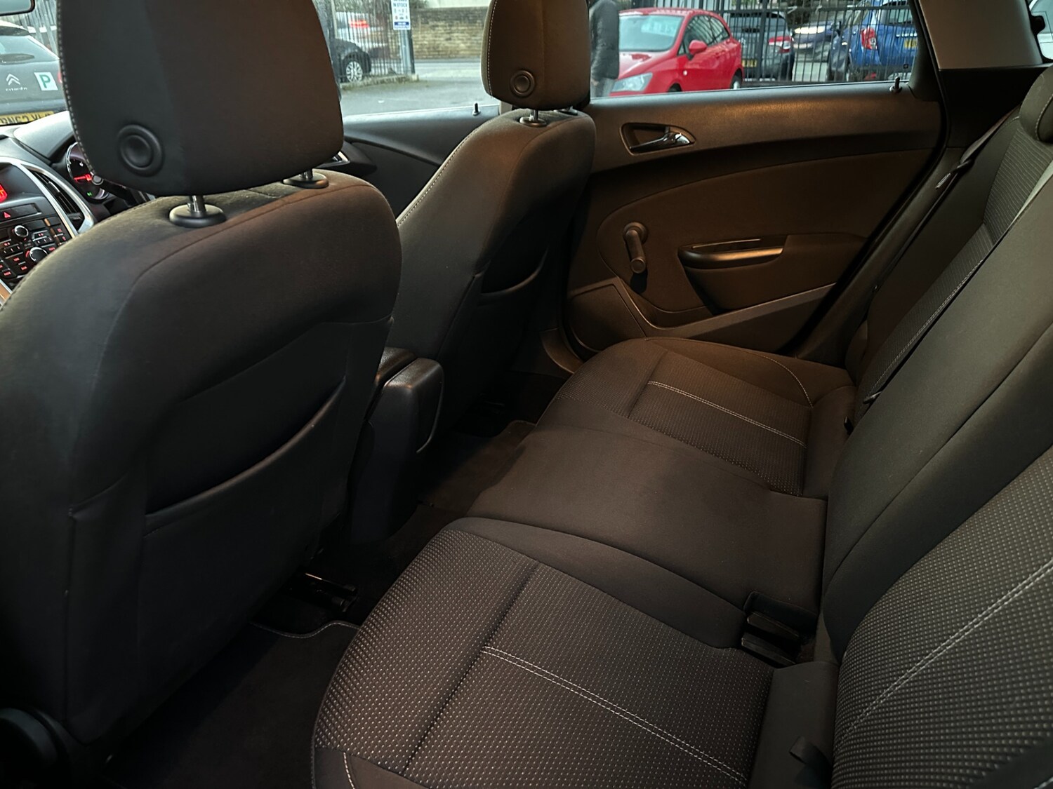 Used Vauxhall Astra 2012 for sale - 76640699: Photo 40