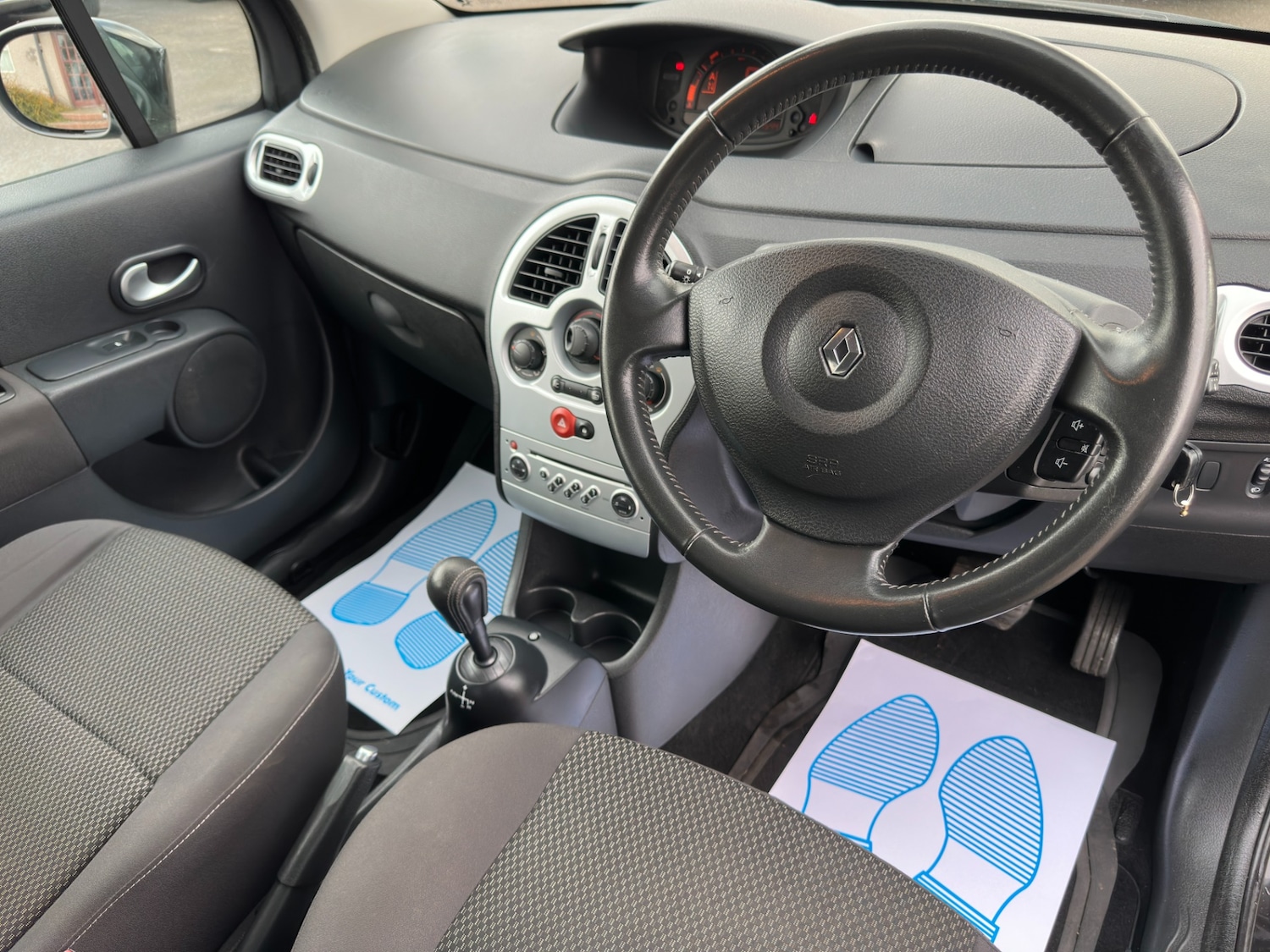 Used Renault Grand Modus 2010 for sale - 76492986: Photo 2