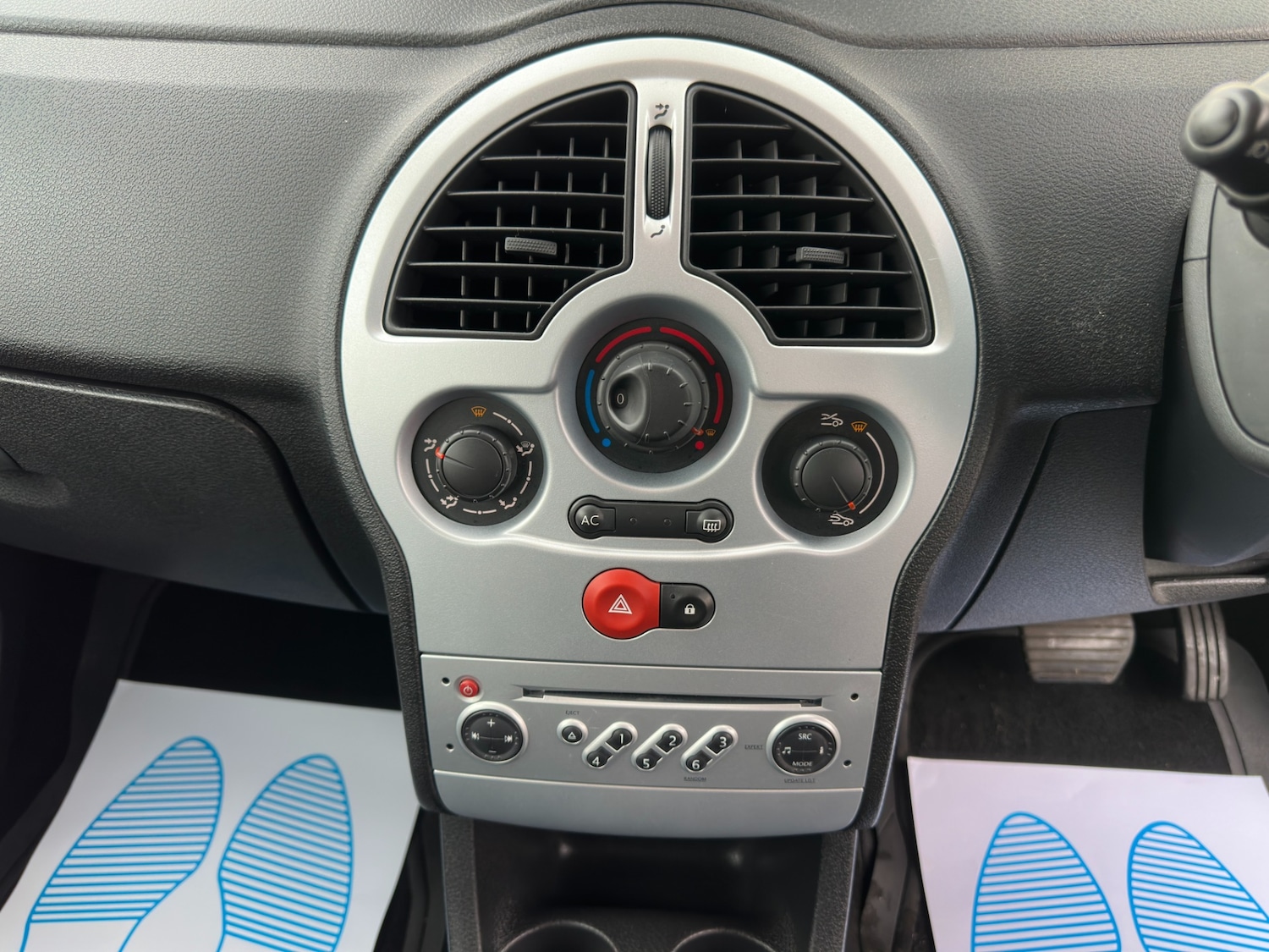 Used Renault Grand Modus 2010 for sale - 76492986: Photo 32