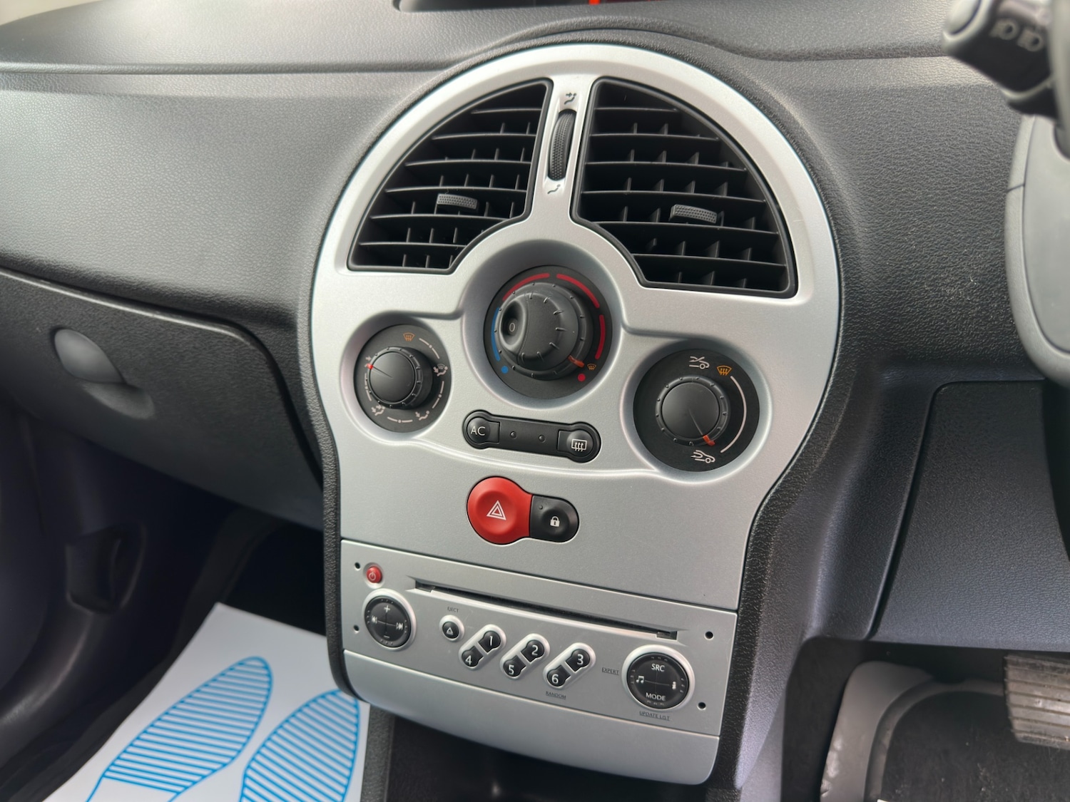 Used Renault Grand Modus 2010 for sale - 76492986: Photo 8