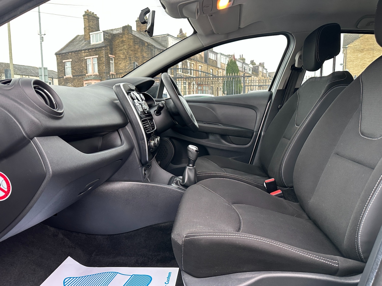 Used Renault Clio 2017 for sale - 77432949: Photo 47