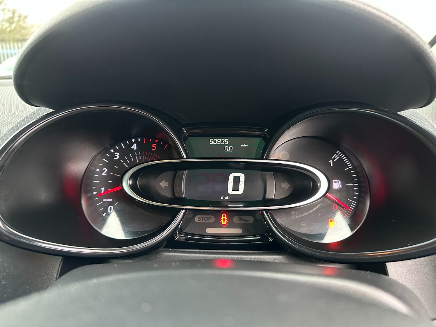 Used Renault Clio 2017 for sale - 77432949: Photo 9