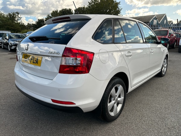 Used Skoda Rapid Spaceback 2014 for sale - 76023173: Photo 22
