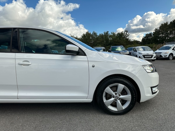 Used Skoda Rapid Spaceback 2014 for sale - 76023173: Photo 25