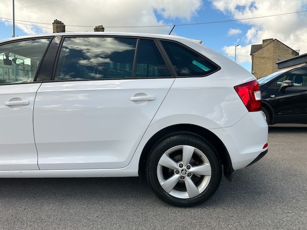 Used Skoda Rapid Spaceback 2014 for sale - 76023173: Photo 27