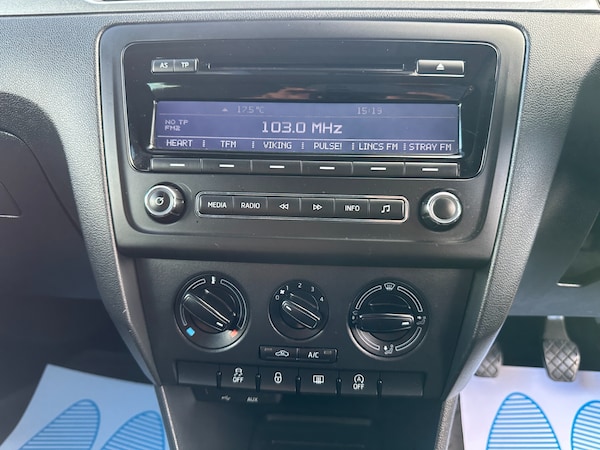 Used Skoda Rapid Spaceback 2014 for sale - 76023173: Photo 32