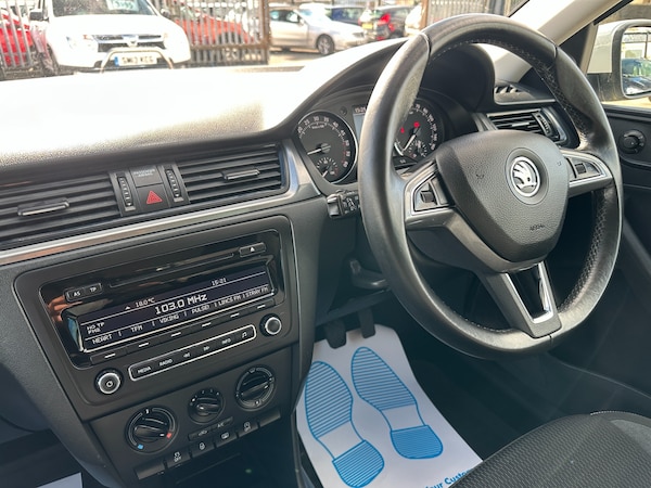 Used Skoda Rapid Spaceback 2014 for sale - 76023173: Photo 42