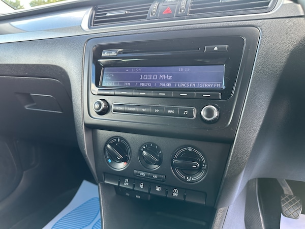Used Skoda Rapid Spaceback 2014 for sale - 76023173: Photo 8