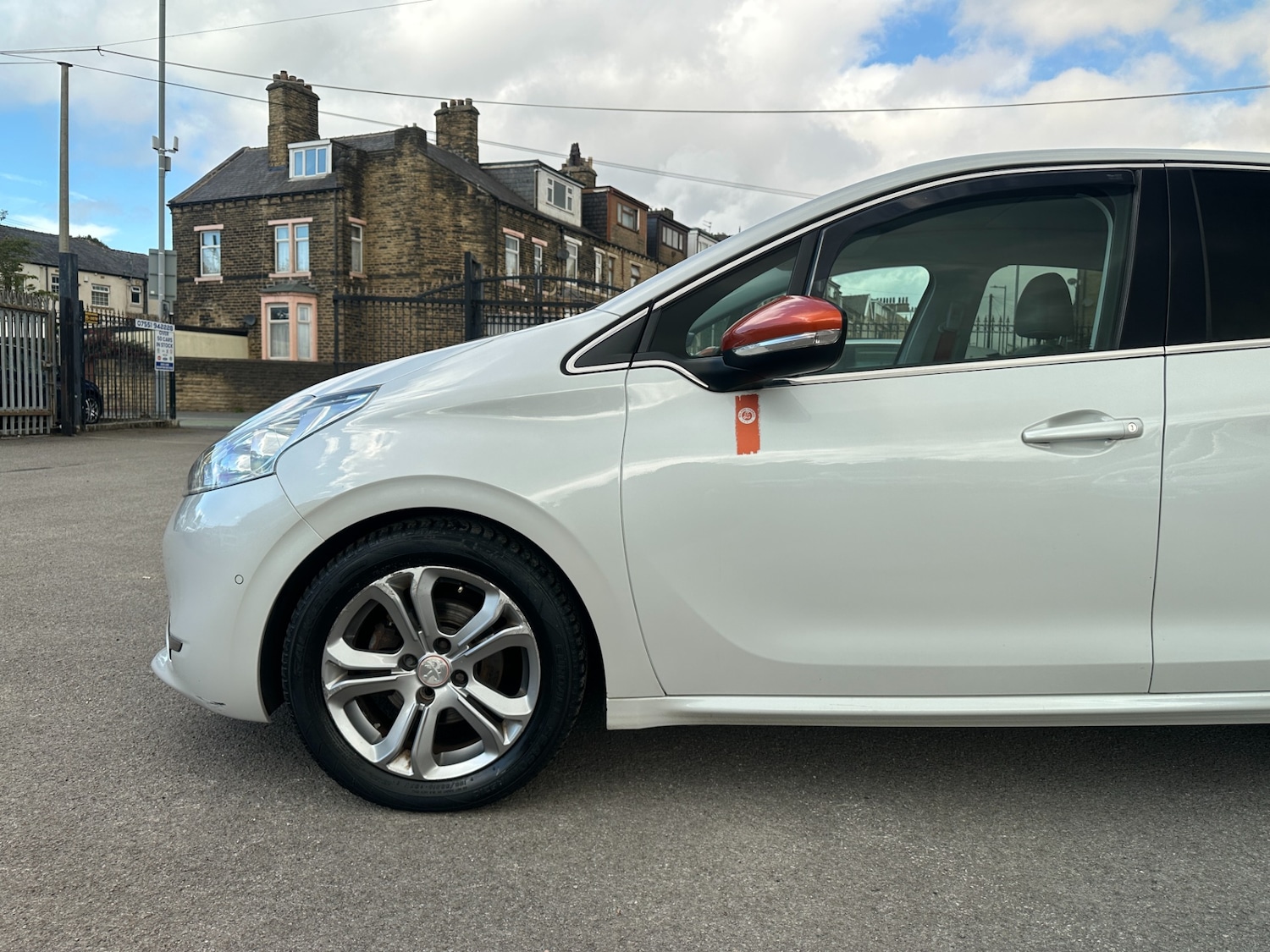 Used Peugeot 208 2014 for sale - 77417281: Photo 28