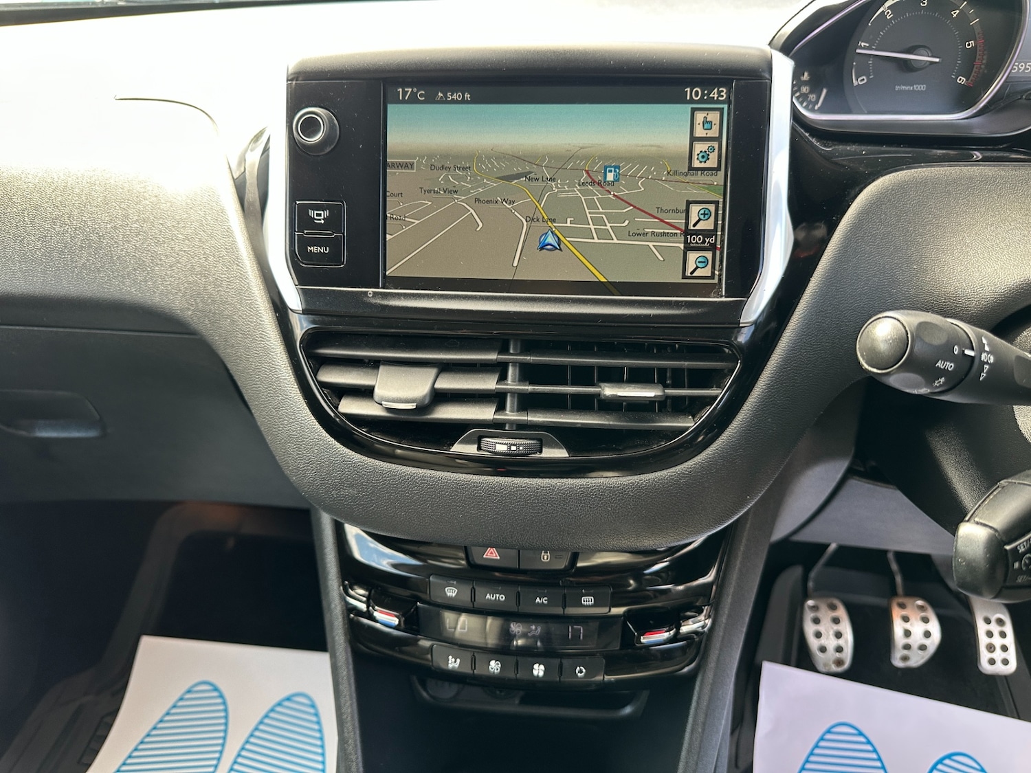 Used Peugeot 208 2014 for sale - 77417281: Photo 36