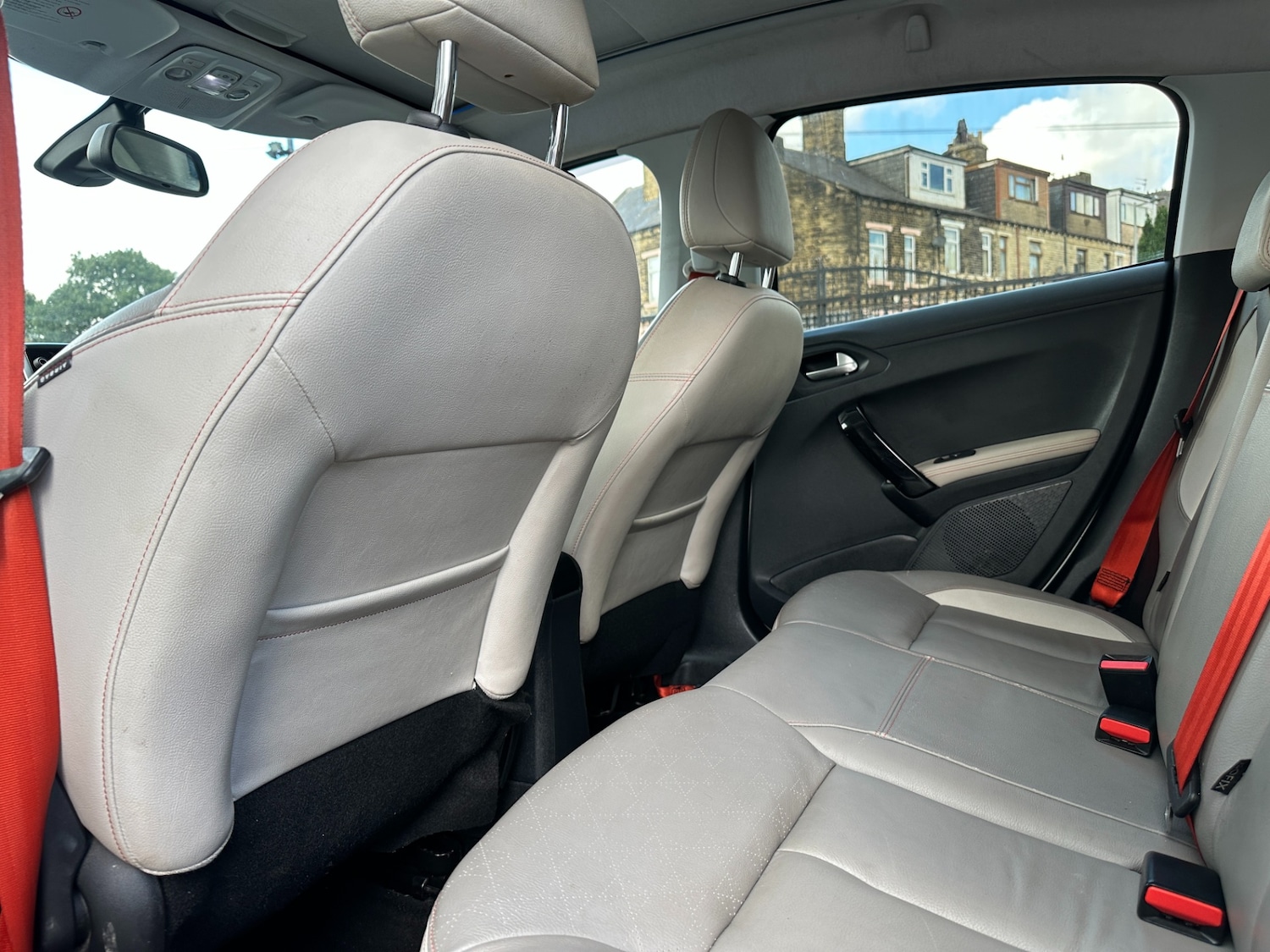 Used Peugeot 208 2014 for sale - 77417281: Photo 45