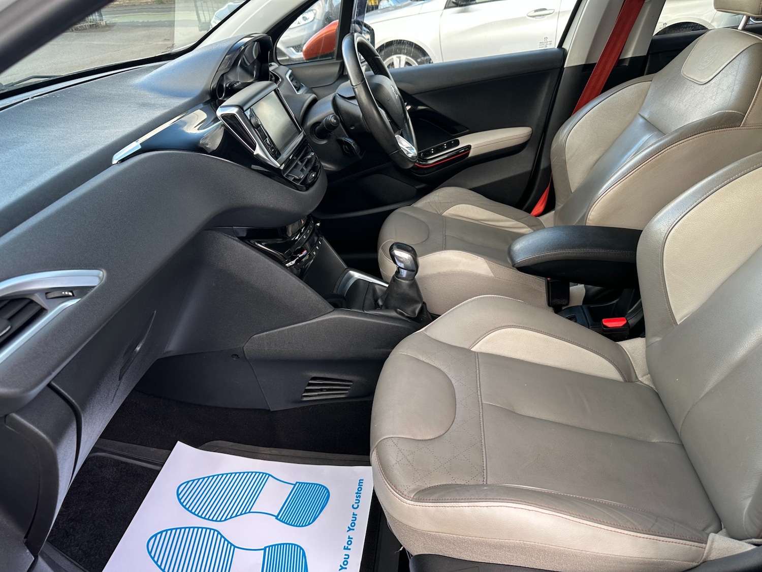 Used Peugeot 208 2014 for sale - 77417281: Photo 47