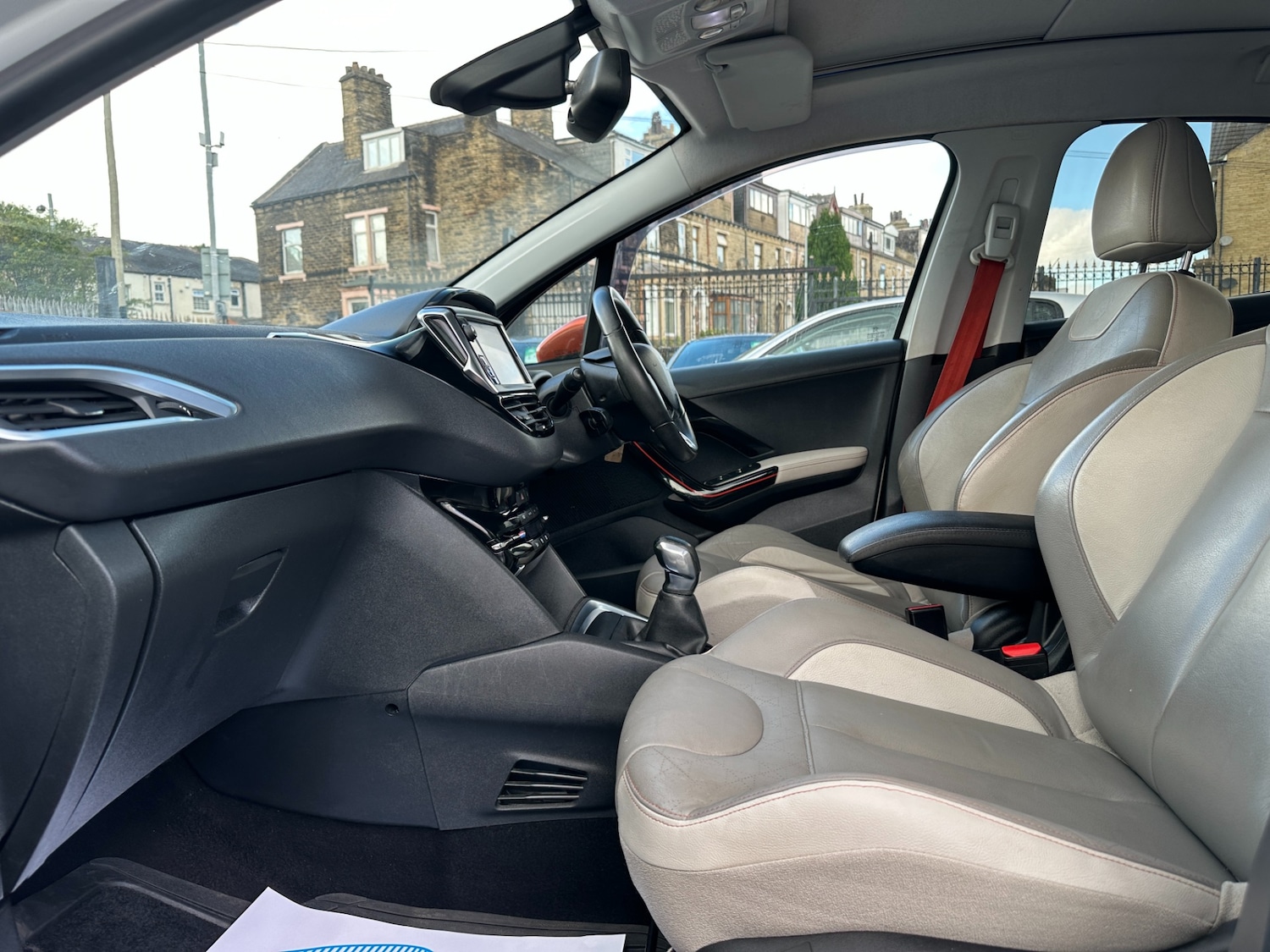 Used Peugeot 208 2014 for sale - 77417281: Photo 48