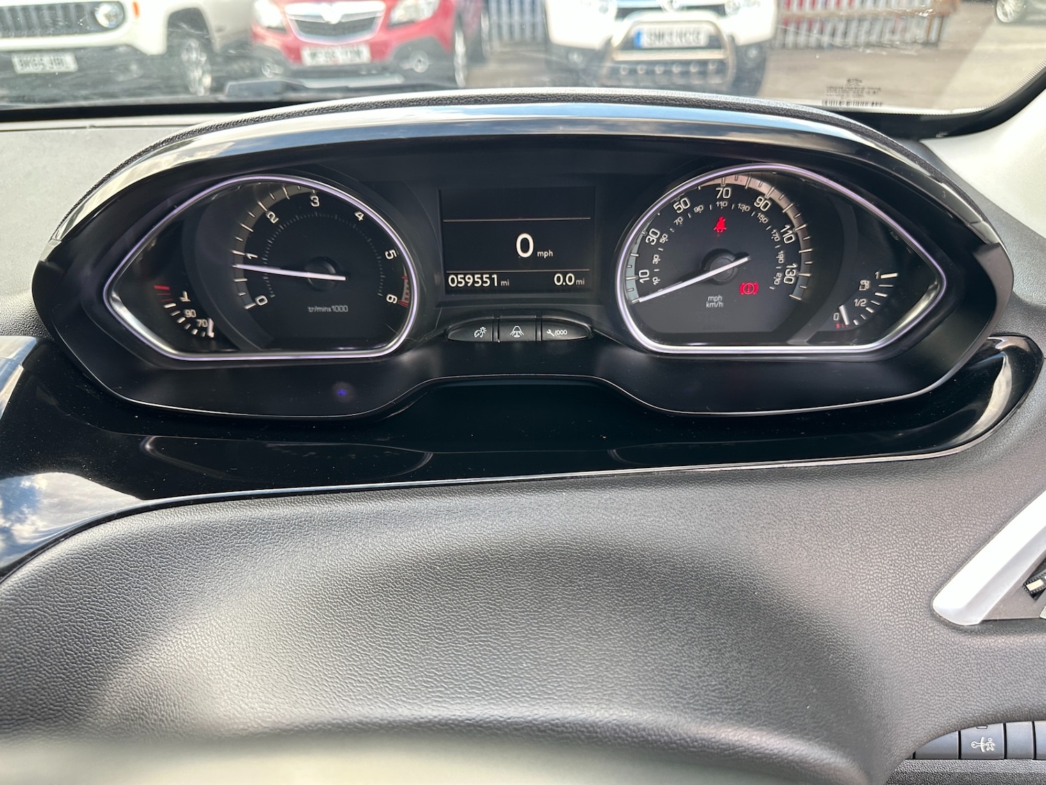 Used Peugeot 208 2014 for sale - 77417281: Photo 9