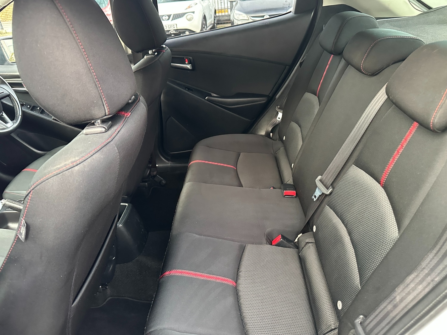 Used Mazda Mazda2 2016 for sale - 77069849: Photo 10