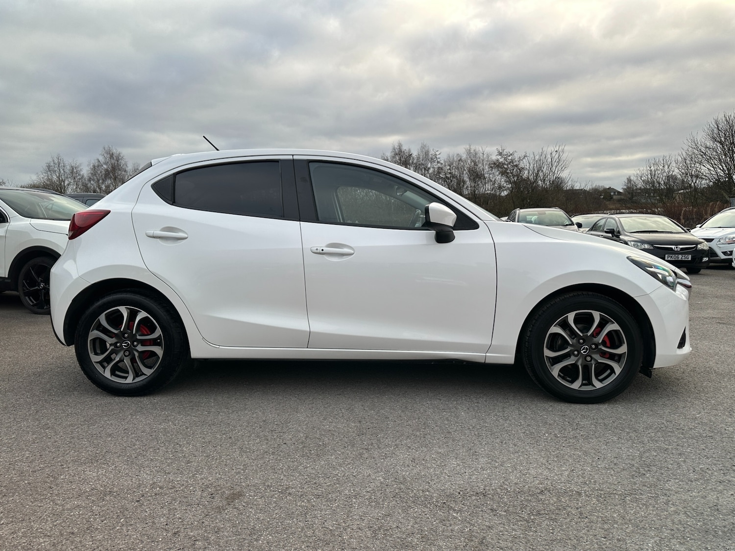Used Mazda Mazda2 2016 for sale - 77069849: Photo 12