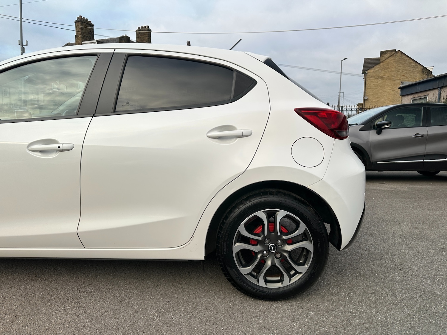 Used Mazda Mazda2 2016 for sale - 77069849: Photo 28