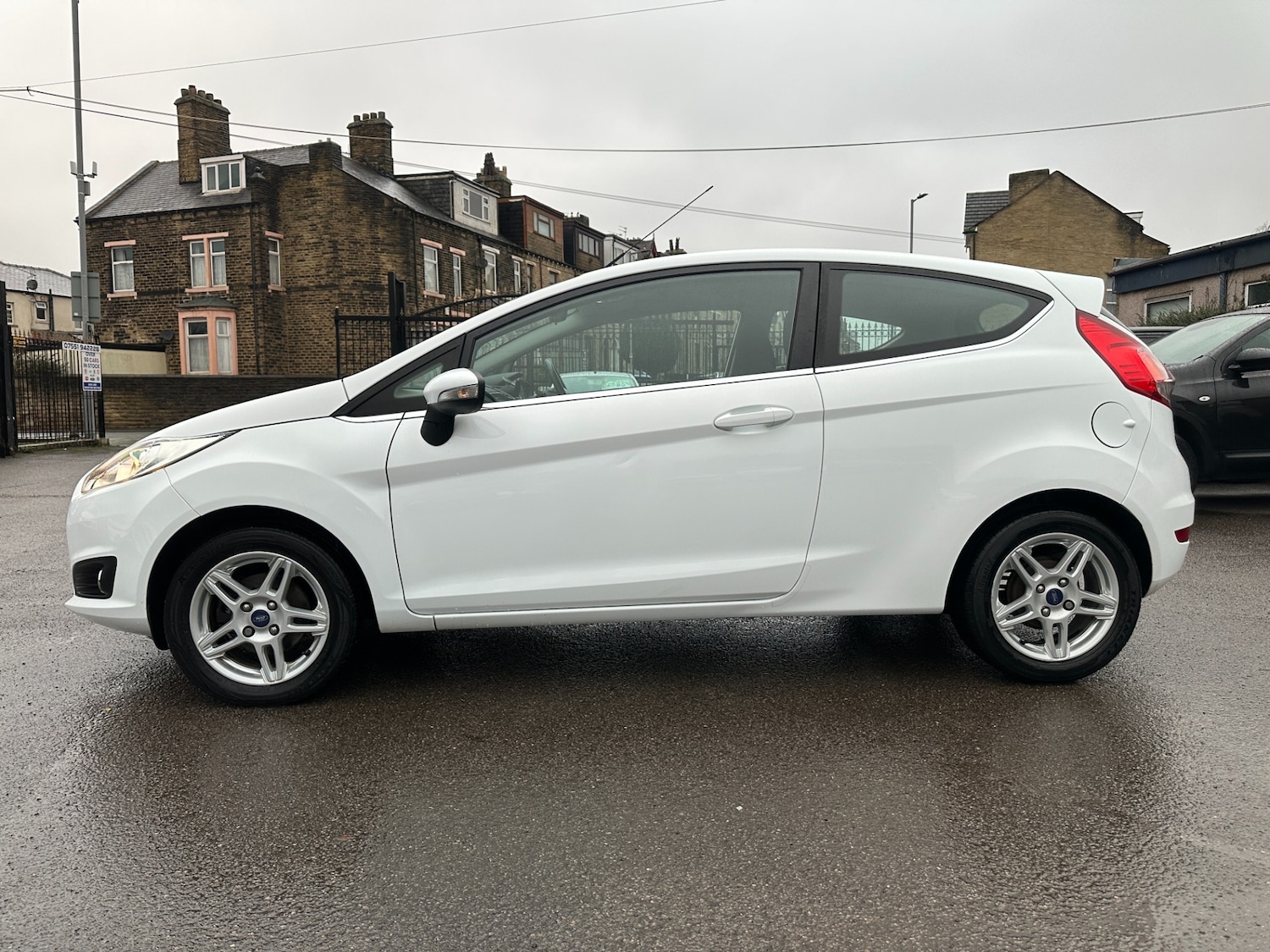 Used Ford Fiesta 2013 for sale - 76809297: Photo 14