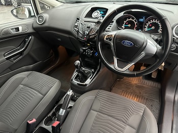 Used Ford Fiesta 2013 for sale - 76809297: Photo