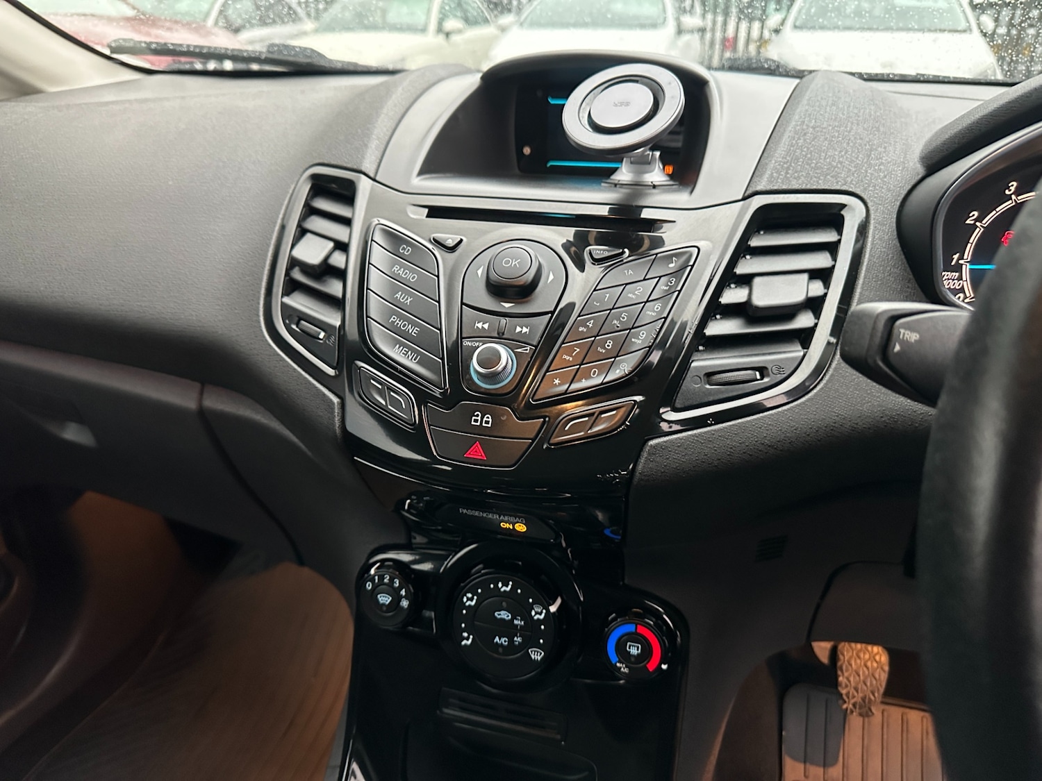 Used Ford Fiesta 2013 for sale - 76809297: Photo 8