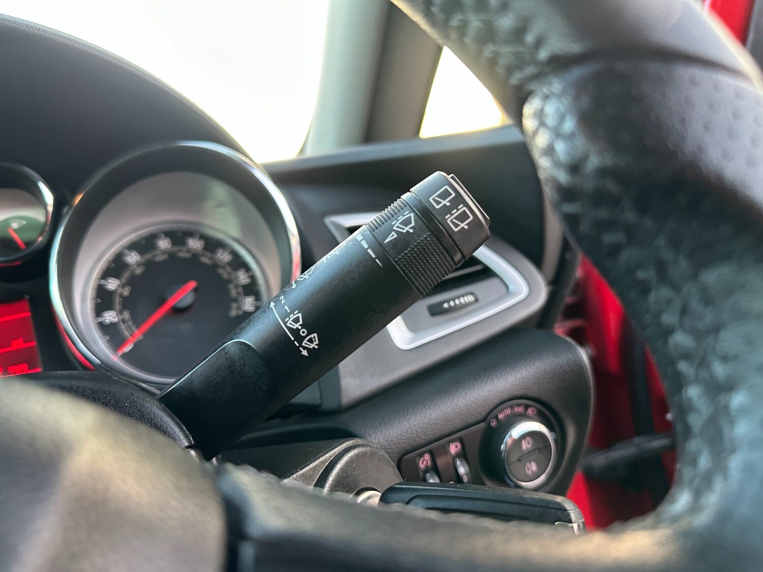 Used Vauxhall Astra GTC 2013 for sale - 77937599: Photo 33