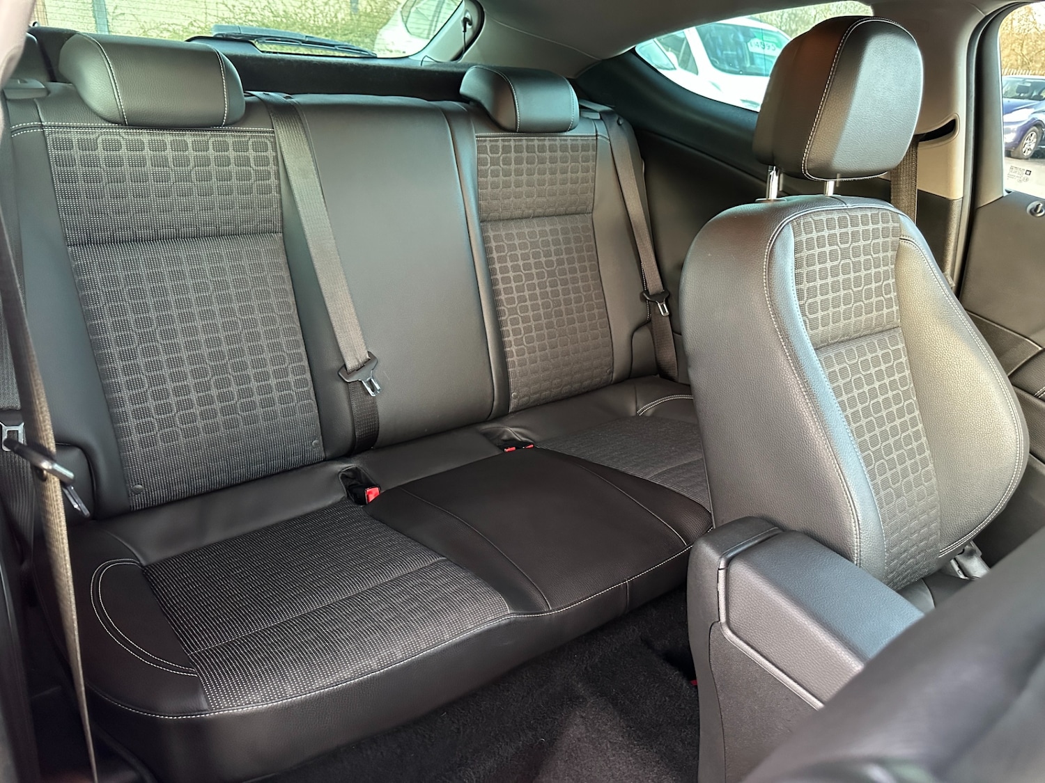 Used Vauxhall Astra GTC 2013 for sale - 77937599: Photo 36