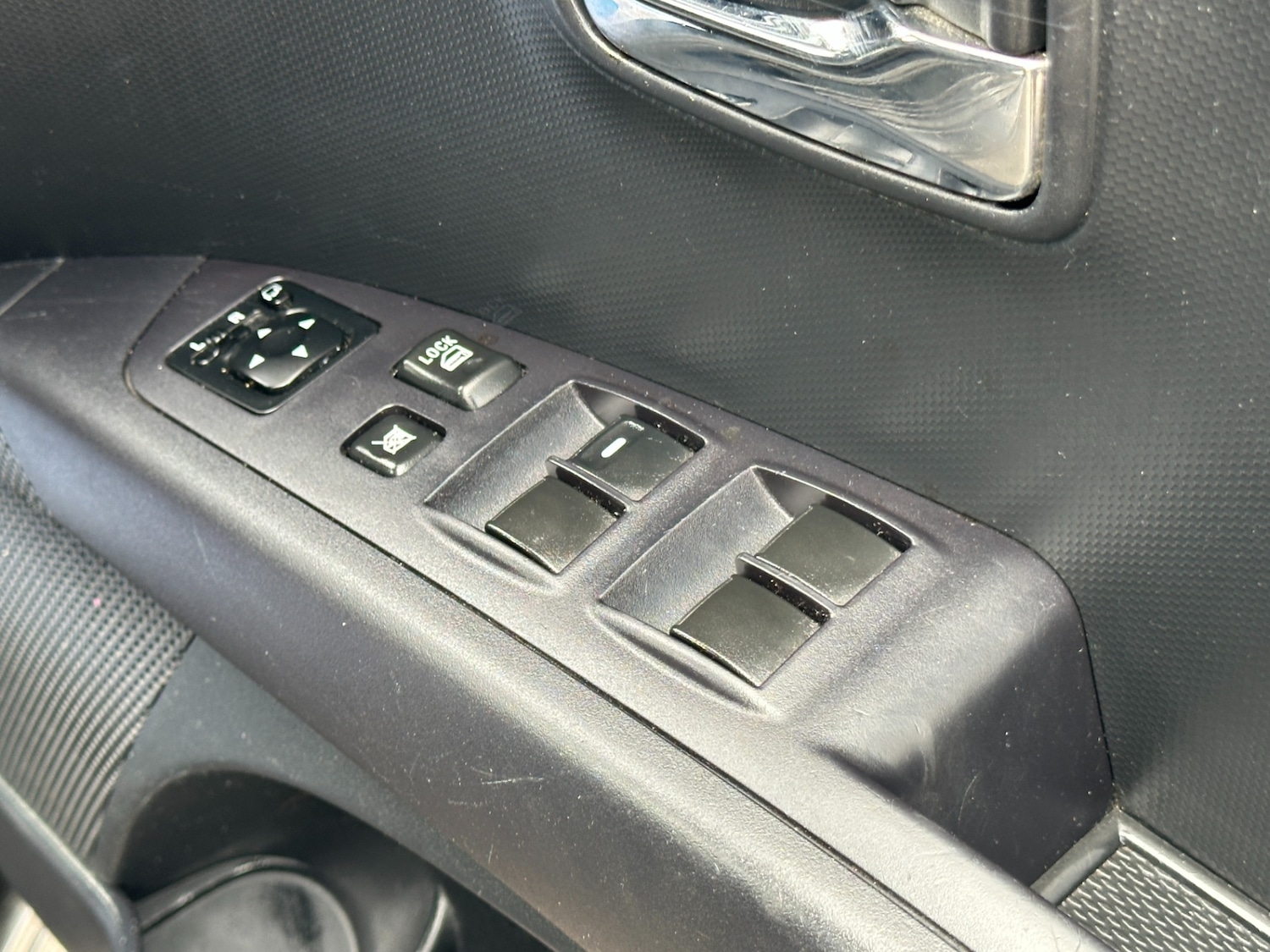 Used Citroen C-Crosser 2010 for sale - 76444737: Photo 25