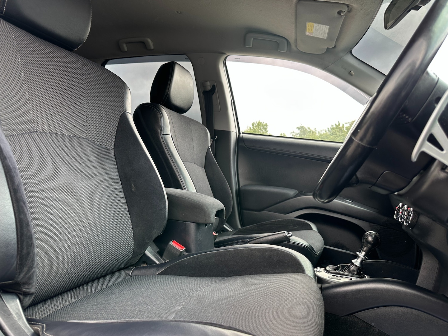 Used Citroen C-Crosser 2010 for sale - 76444737: Photo 27