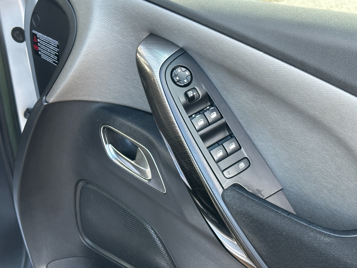 Vehicle 28