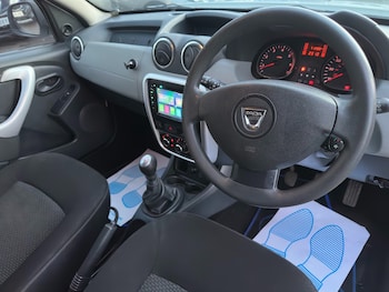 Used Dacia Duster 2013 for sale - 75970371: Photo