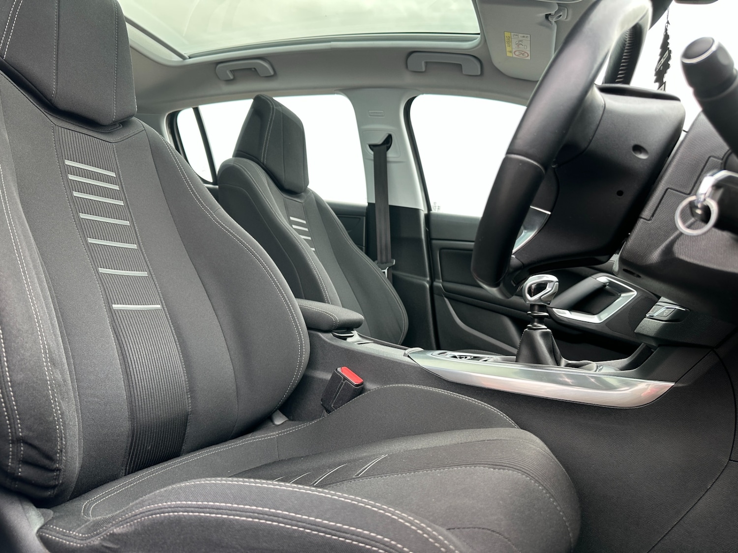 Used Peugeot 308 2013 for sale - 78176434: Photo 30